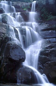 ramsey-cascades-fall-195x300