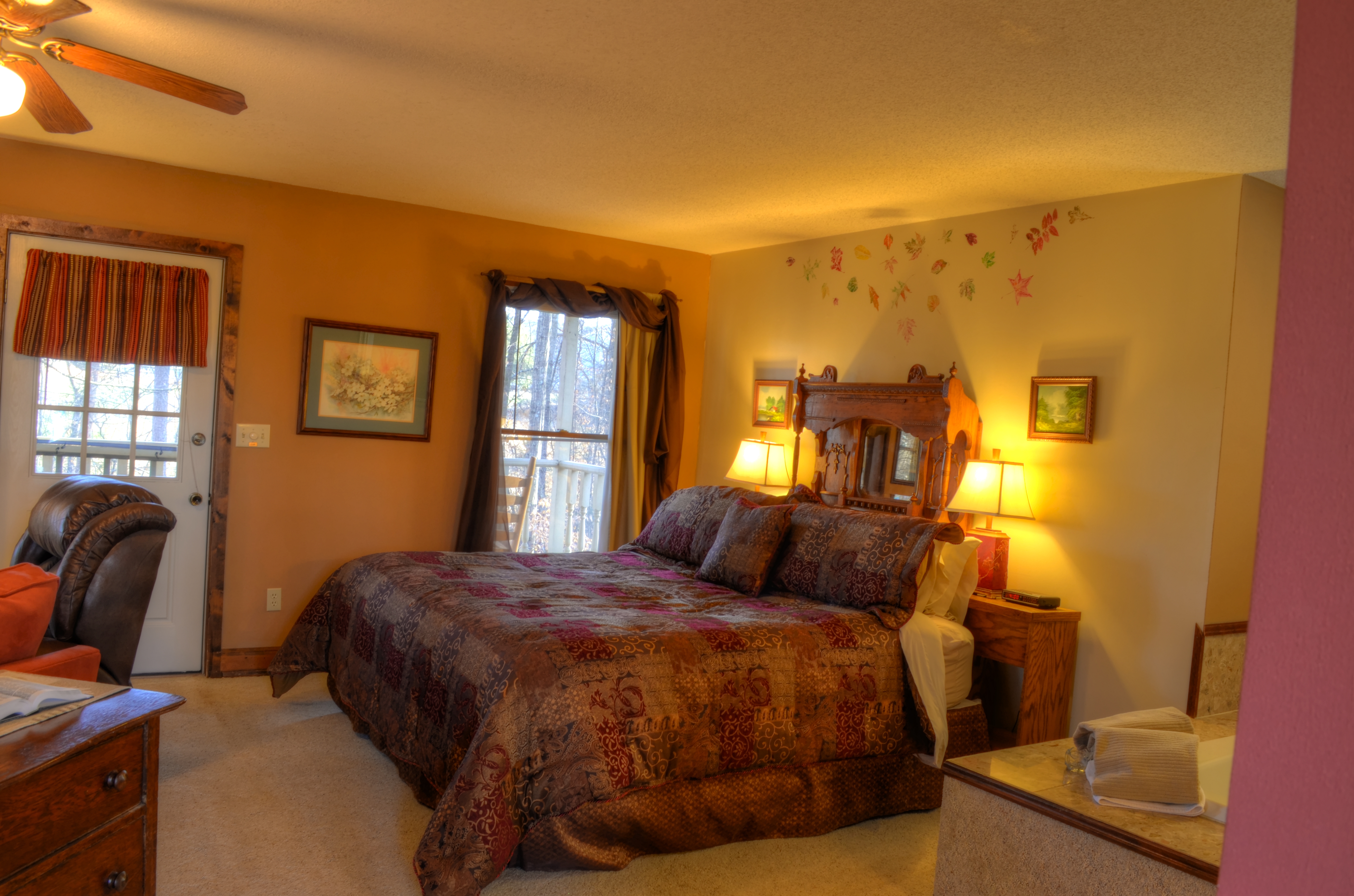 Blue Mountain Mist Country Inn and Cottages — photo 59 of 60