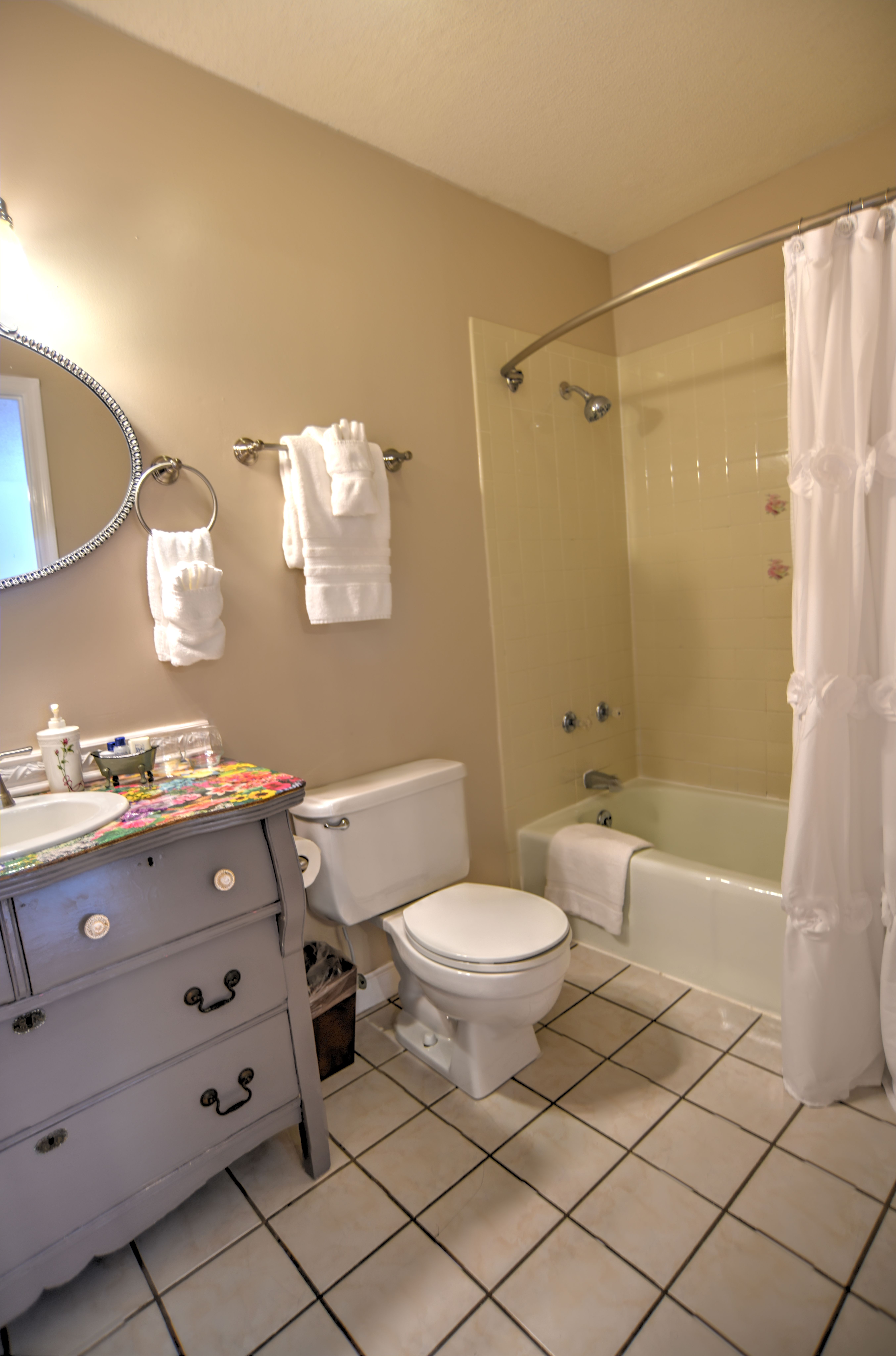 Blue Mountain Mist Country Inn and Cottages — photo 41 of 60